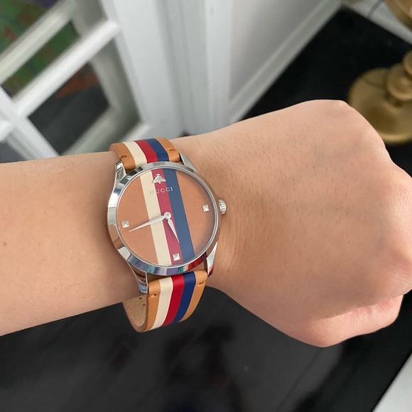 Authentic Gucci watch brand new with box and receipt - Picture 7 of 8